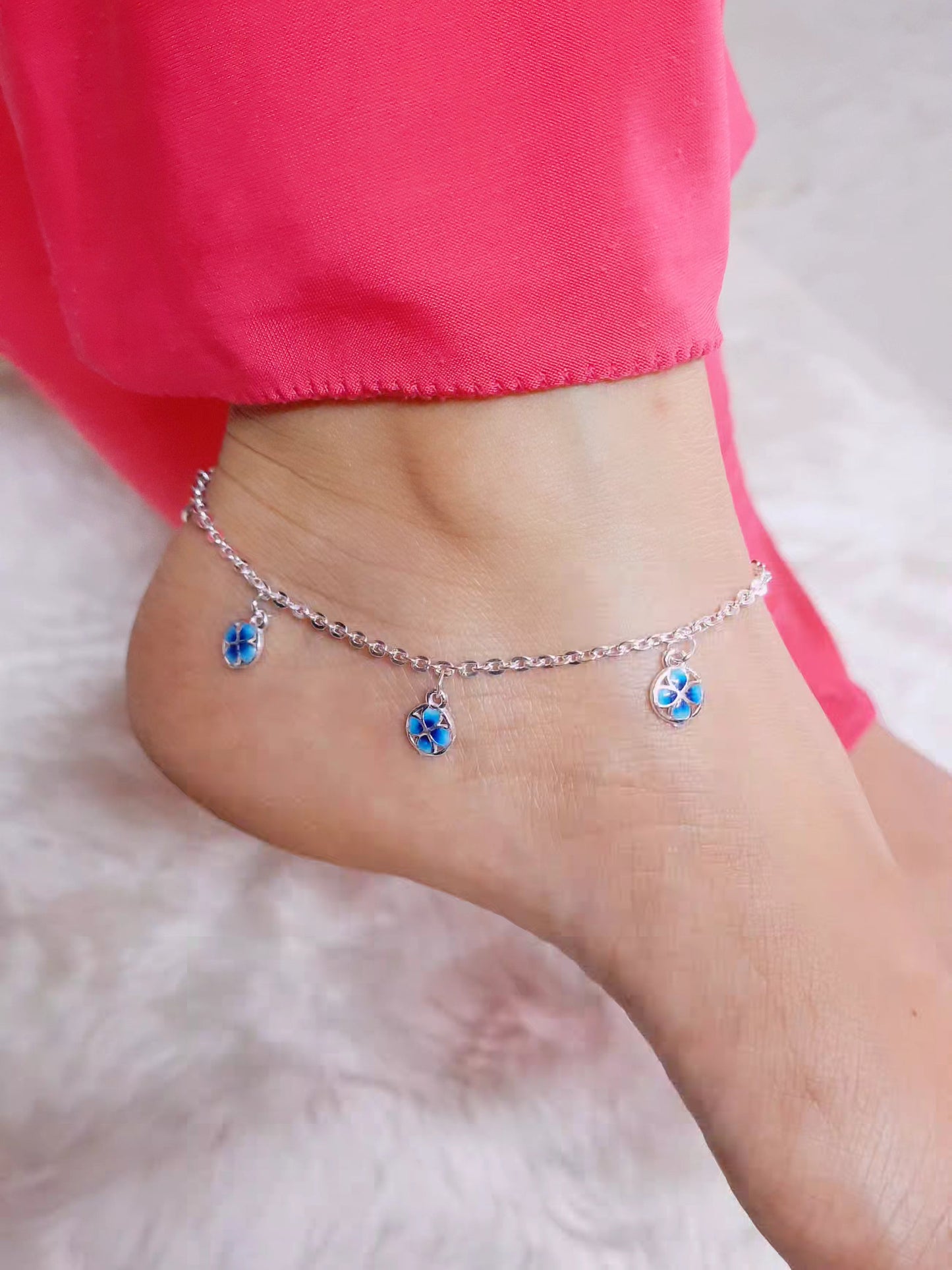 Blue Hanging Flower Anklet